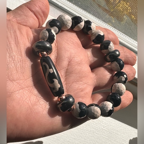 BLACK/WHITE AGATE + RUYI DZI NATURAL STONES BRACELET size 7.5” - Picture 12 of 13